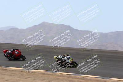 media/Apr-10-2022-SoCal Trackdays (Sun) [[f104b12566]]/Bowl (11am)/